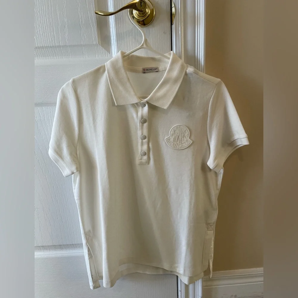 Authentic Moncler Top! - Picture 1 of 4